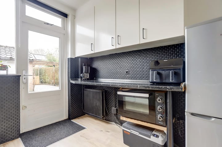 Foto 9 van Janus Erasmiusstraat 10