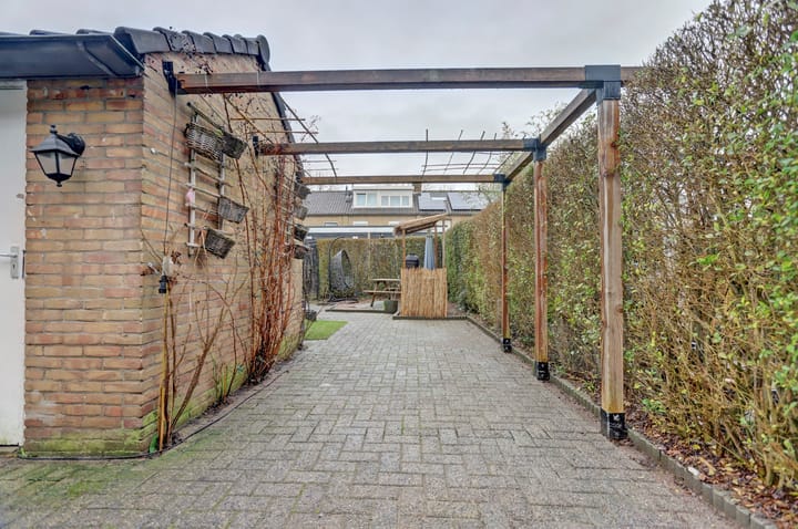 Foto 32 van Janus Erasmiusstraat 10