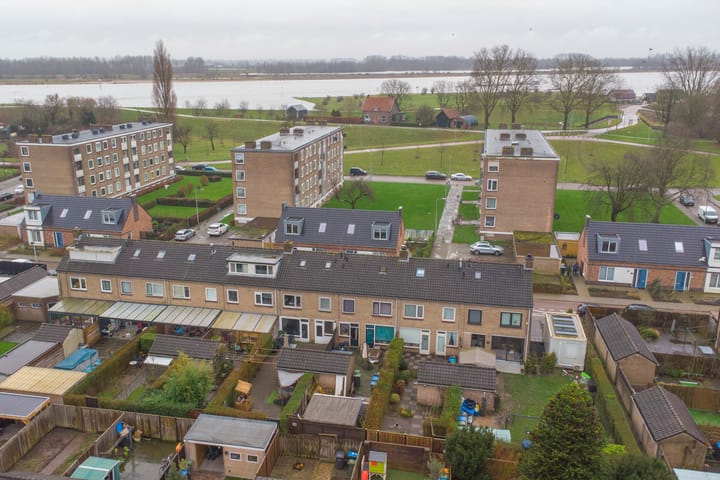 Foto 36 van Janus Erasmiusstraat 10