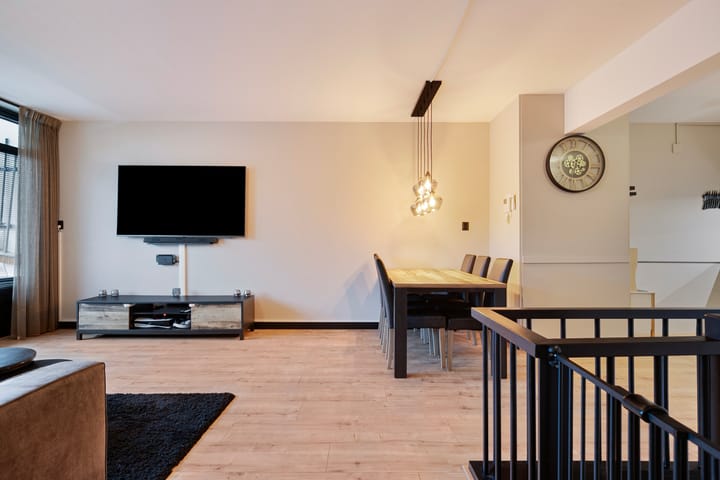 Foto 8 van Adelaartlaan 40