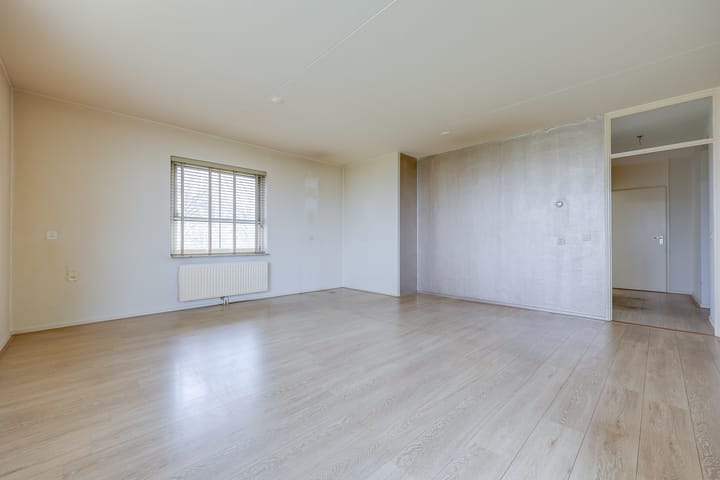 Foto 9 van Terpmeent 23