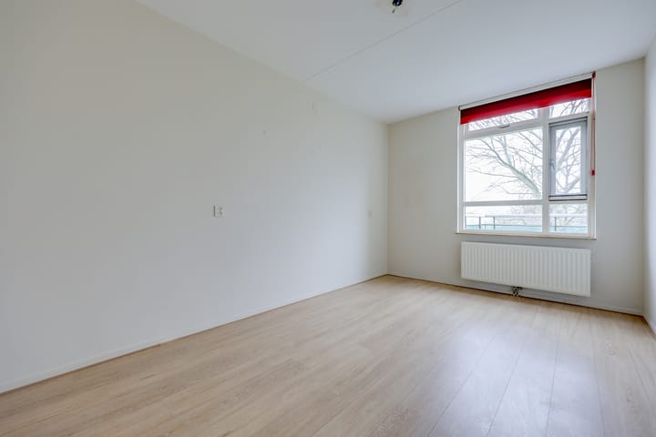 Foto 13 van Terpmeent 23