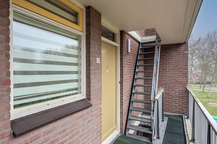 Foto 28 van Terpmeent 23