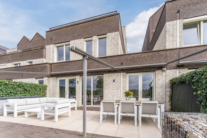 Foto 22 van Valeriaanweg 205