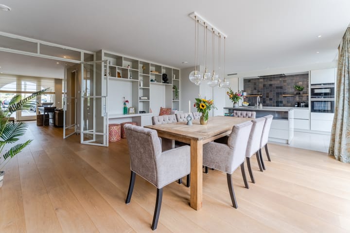 Foto 27 van Valeriaanweg 205