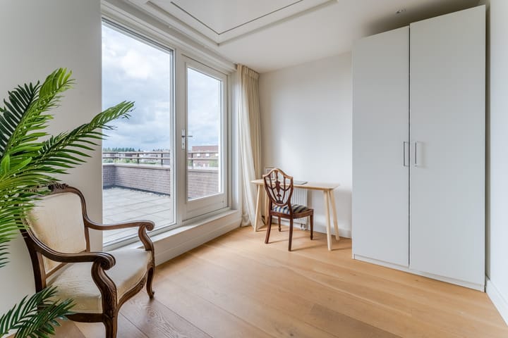 Foto 57 van Valeriaanweg 205