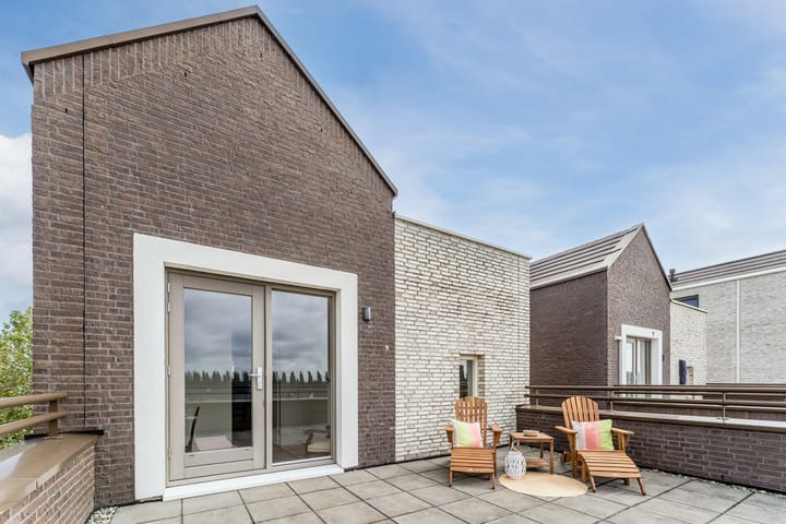 Foto 62 van Valeriaanweg 205