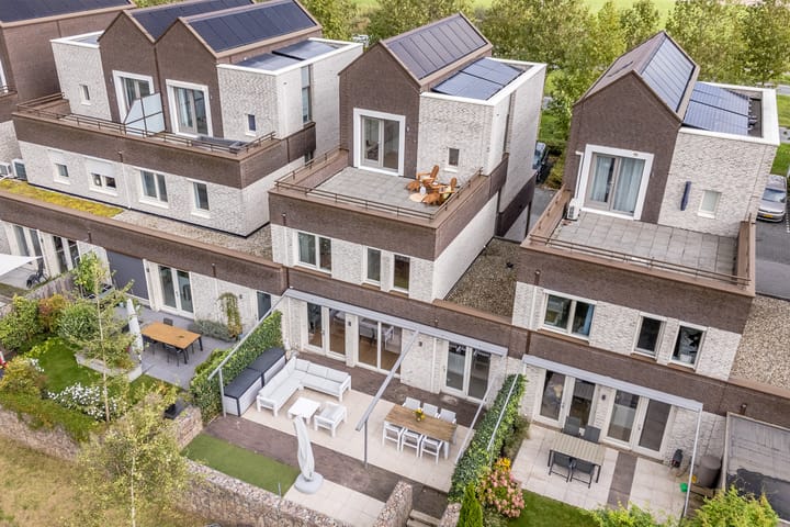 Foto 71 van Valeriaanweg 205