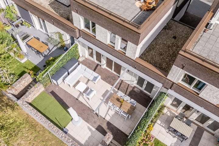 Foto 73 van Valeriaanweg 205