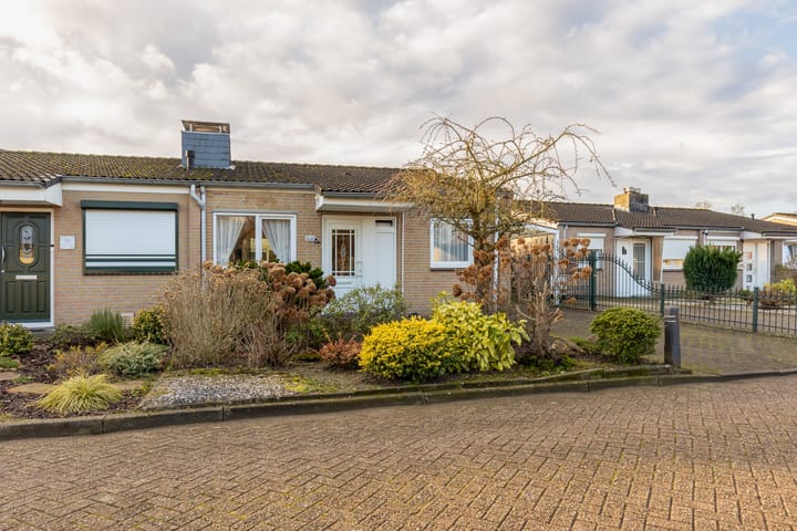 Foto 5 van Deken Lendersstraat 17