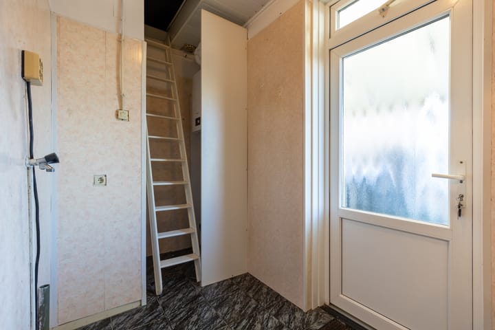 Foto 20 van Deken Lendersstraat 17