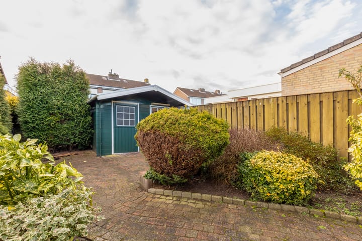 Foto 28 van Deken Lendersstraat 17