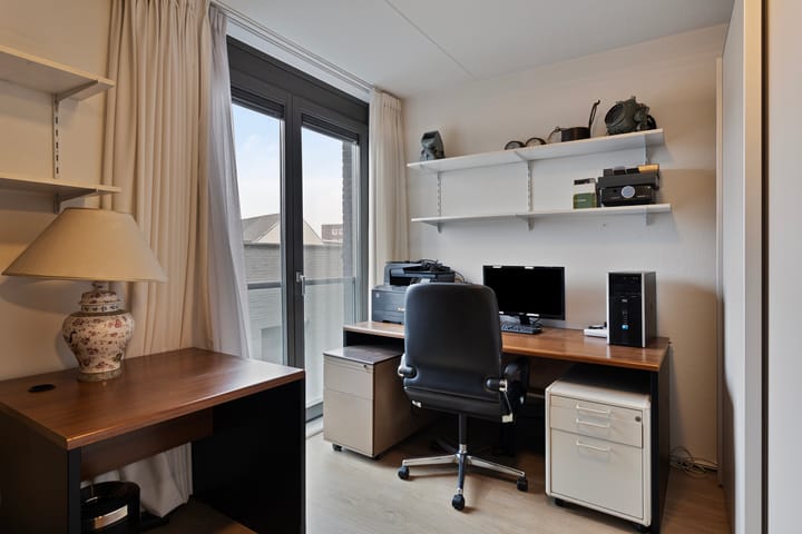 Foto 10 van Plein 1992 36-C