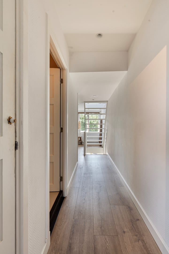 Foto 22 van Parallelweg 97