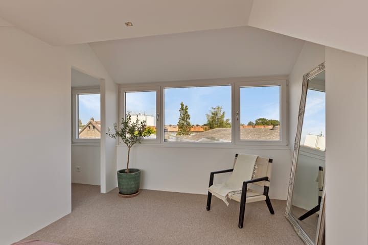 Foto 33 van Parallelweg 97