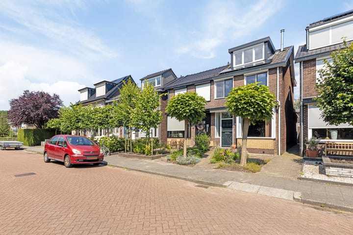 Foto 44 van Parallelweg 97