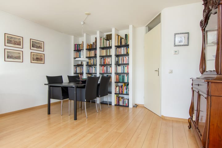 Foto 14 van Albert Schweitzerlaan 2-C