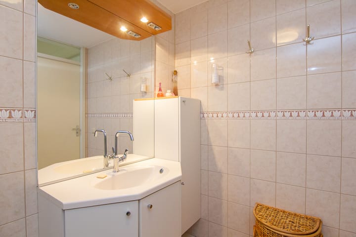 Foto 19 van Albert Schweitzerlaan 2-C