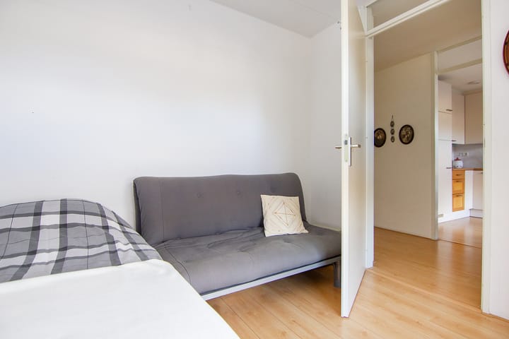 Foto 24 van Albert Schweitzerlaan 2-C