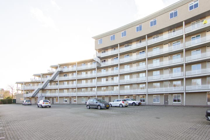 Foto 33 van Albert Schweitzerlaan 2-C