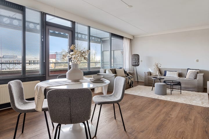 Photo 16 of Witherenstraat 42