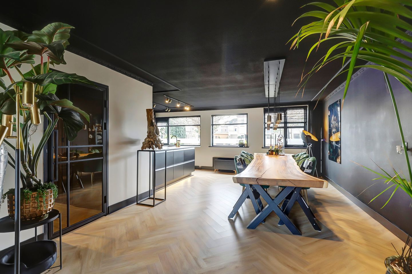 Foto 5 van Reina Prinsen Geerligspad 18