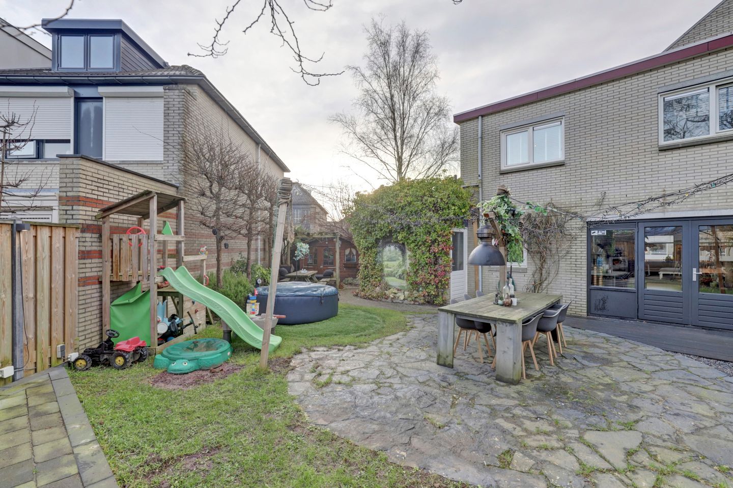 Foto 34 van Reina Prinsen Geerligspad 18