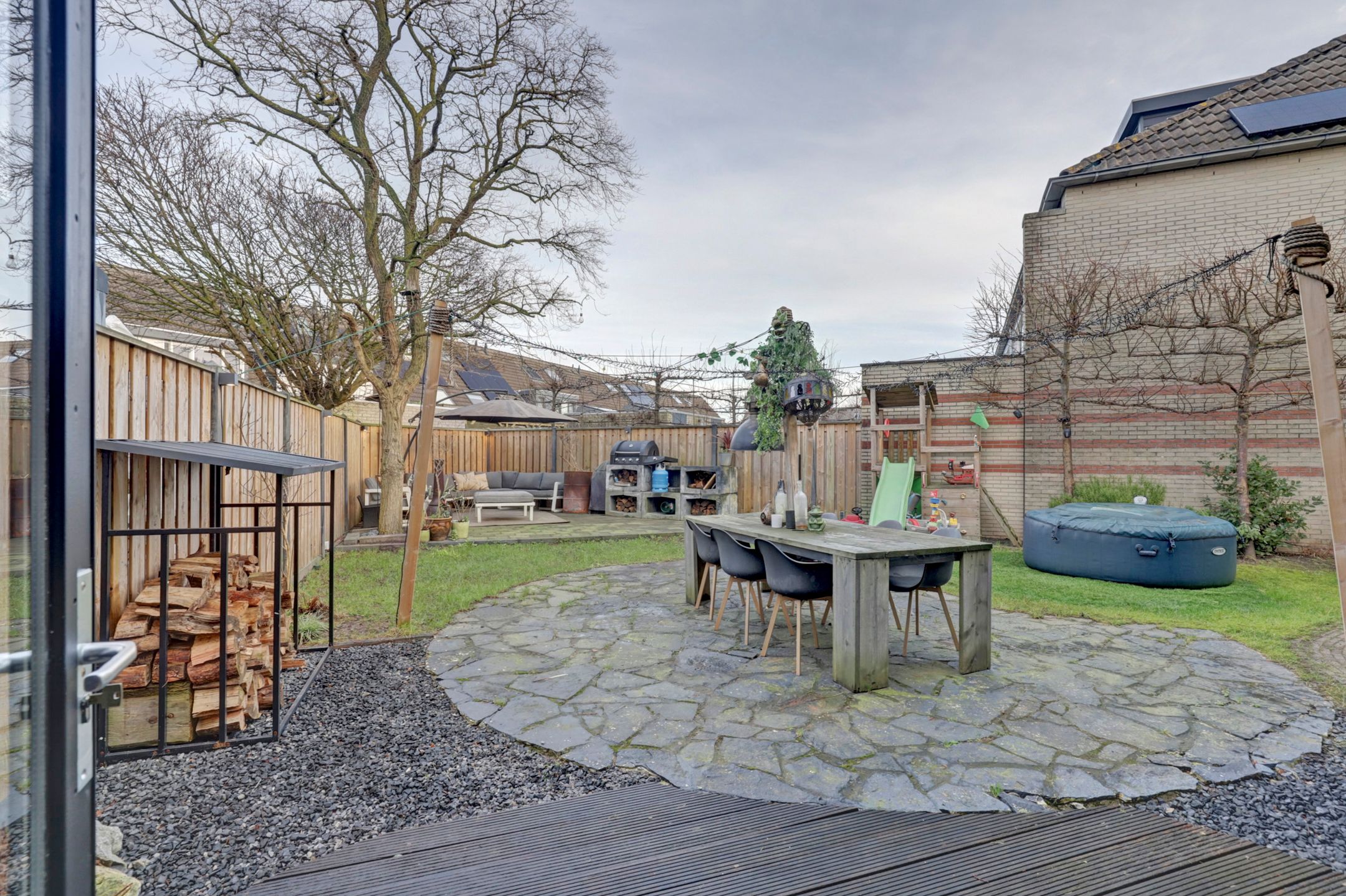 Foto 36 van Reina Prinsen Geerligspad 18