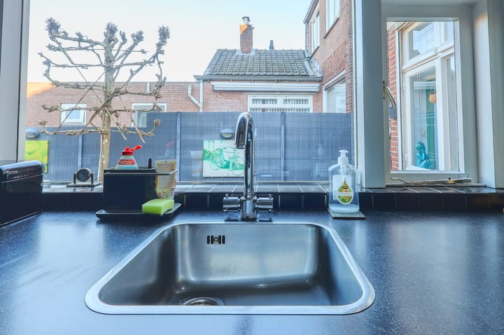 Foto 19 van L. van der Wielstraat 29