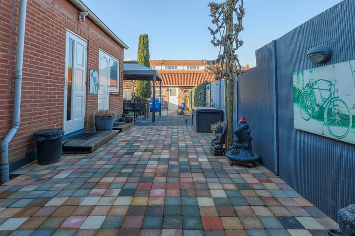 Foto 35 van L. van der Wielstraat 29