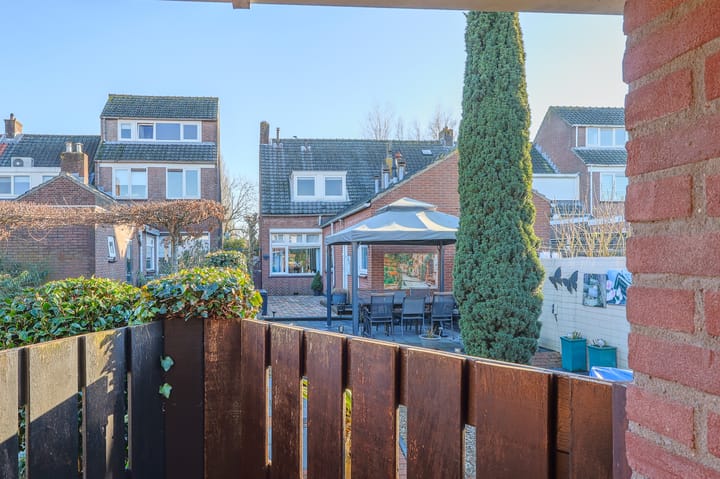 Foto 37 van L. van der Wielstraat 29