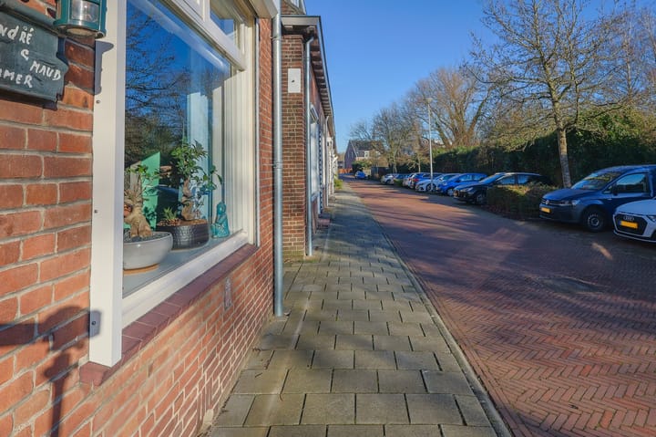 Foto 43 van L. van der Wielstraat 29