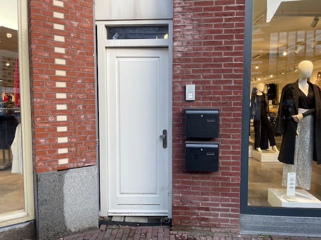 Foto 2 van Wijde Burgstraat 5-A