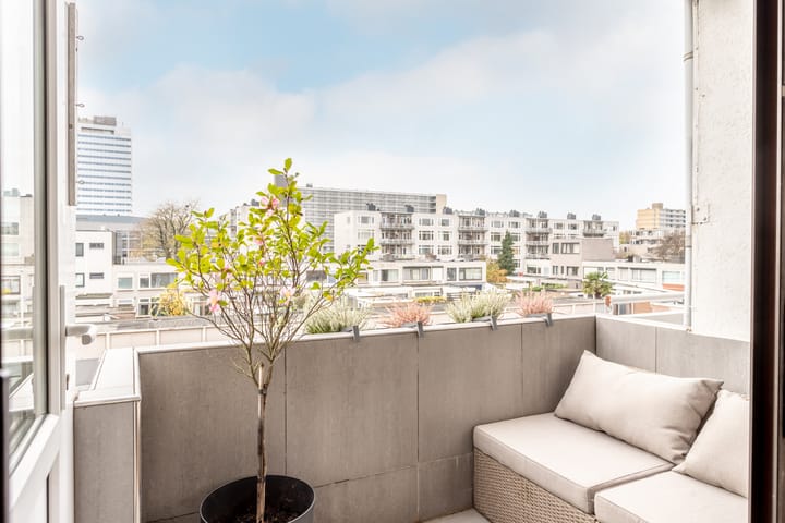 Foto 4 van Van Bijnkershoeklaan 343