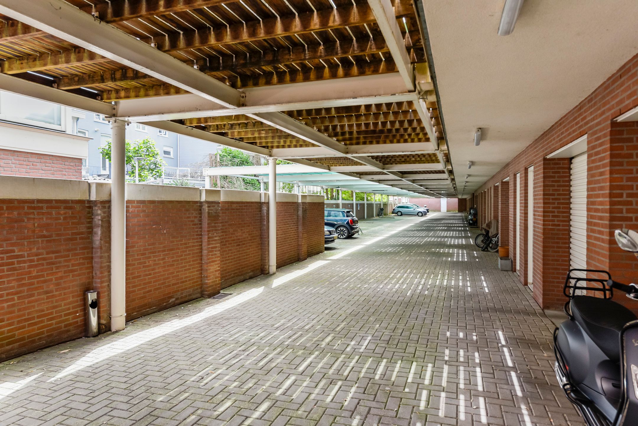 Foto 48 van Burgemeester Kolfschotenlaan 57