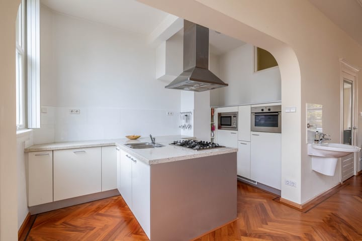 Foto 23 van Burgemeester Meineszlaan 41-A