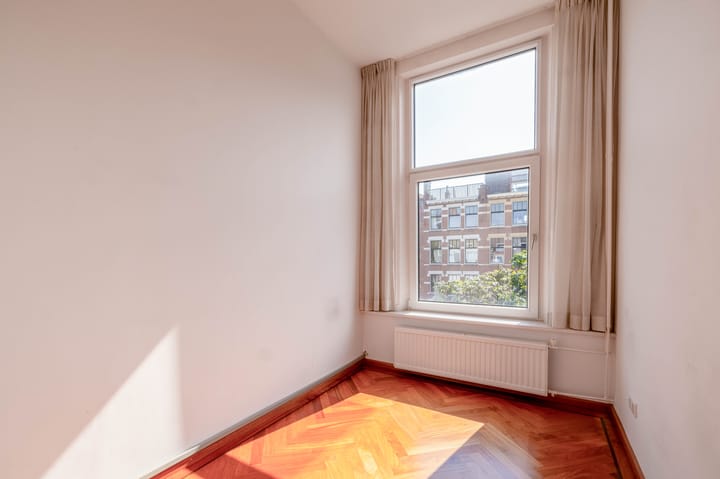 Foto 43 van Burgemeester Meineszlaan 41-A