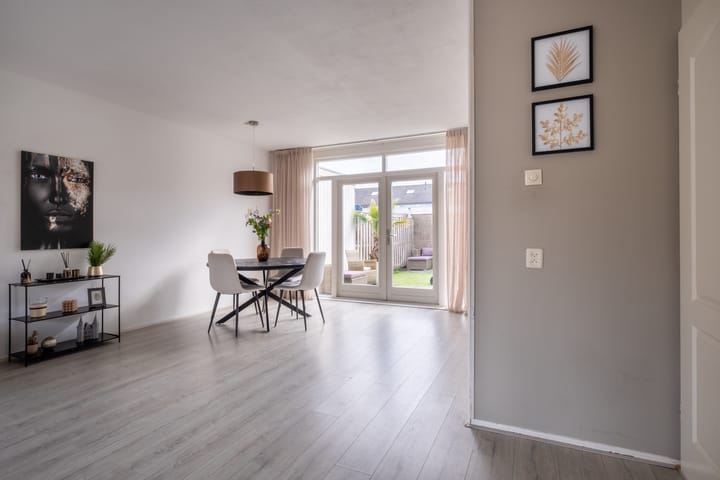 Foto 13 van Johan de Wittstraat 30