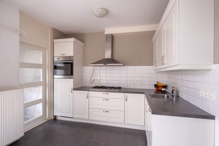 Foto 21 van Johan de Wittstraat 30