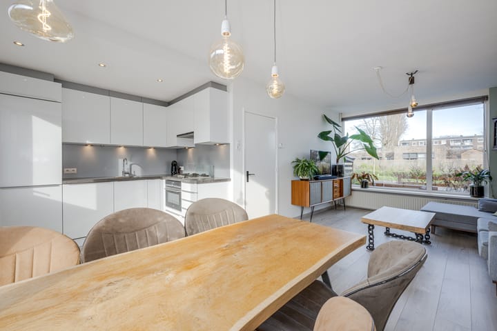 Foto 15 van Professor Van der Waalslaan 7