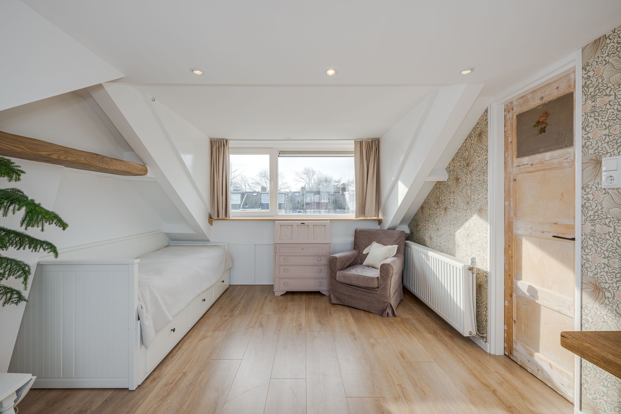 Foto 33 van Professor Van der Waalslaan 7