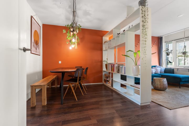 Foto 8 van Van Hasseltstraat 74