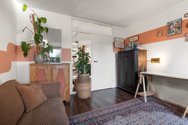 Foto 12 van Van Hasseltstraat 74