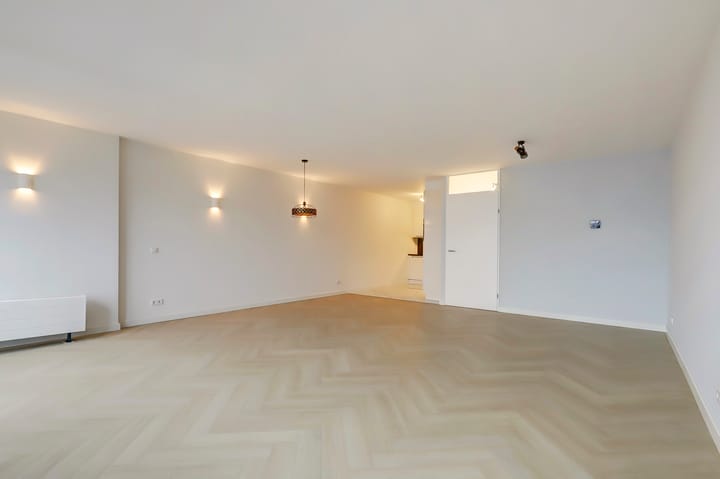 Foto 12 van Avenue Carnisse 263