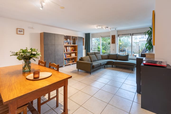 Foto 5 van Middenhaven 13