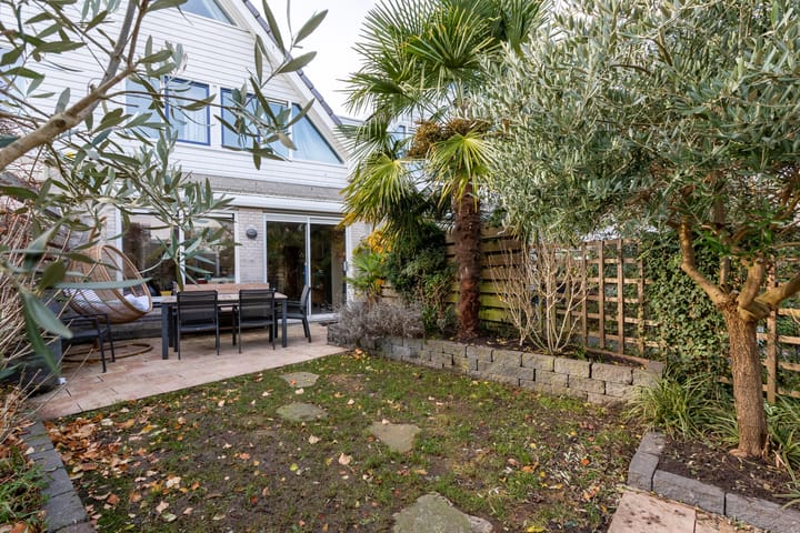 Foto 12 van Middenhaven 13