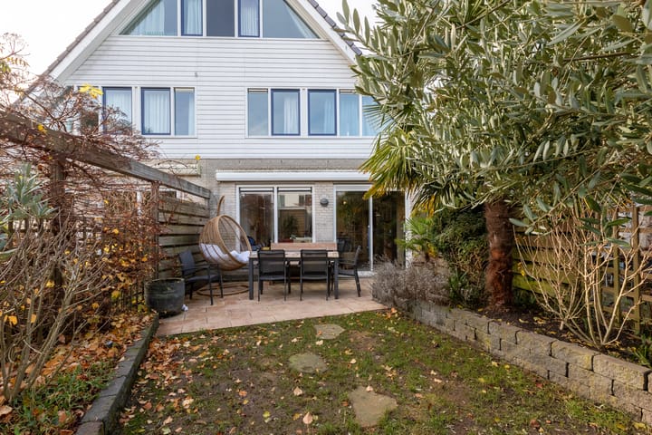 Foto 13 van Middenhaven 13