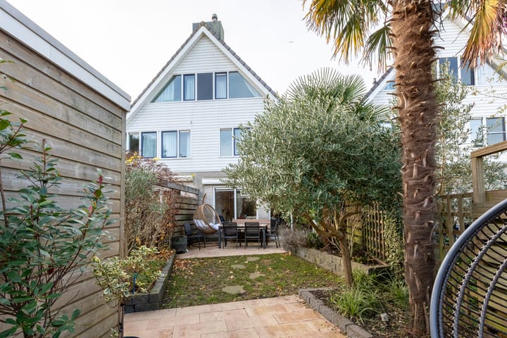 Foto 15 van Middenhaven 13