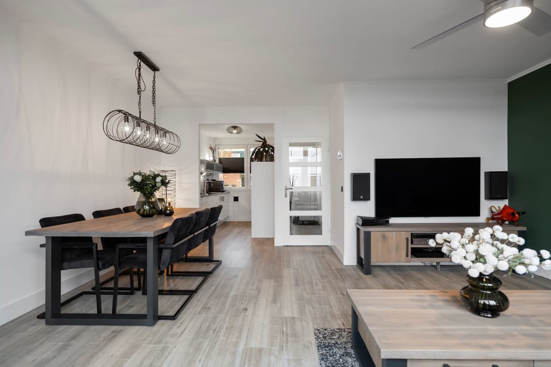 Photo 7 of Doorzwin 2830