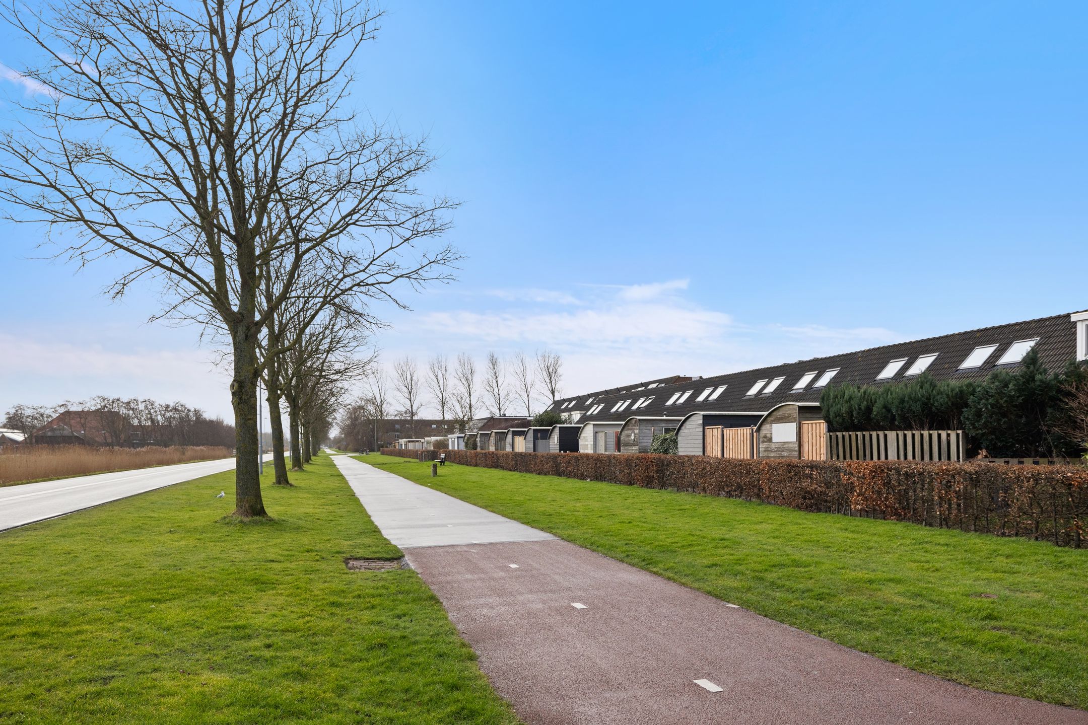 Photo 15 of Doorzwin 2830